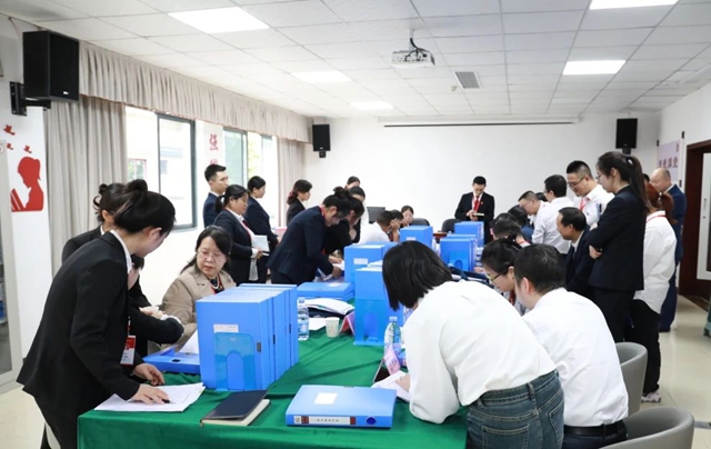评4.jpg