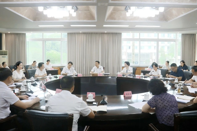 泸州市开展妇女儿童权益保护工作调研座谈